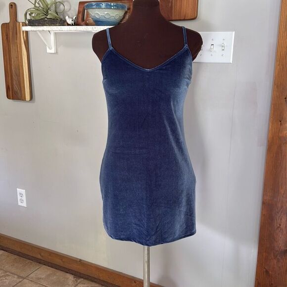 NWT Hollister Co womens velour mini slip dress size XS dusty blue fall event wed - Picture 1 of 10